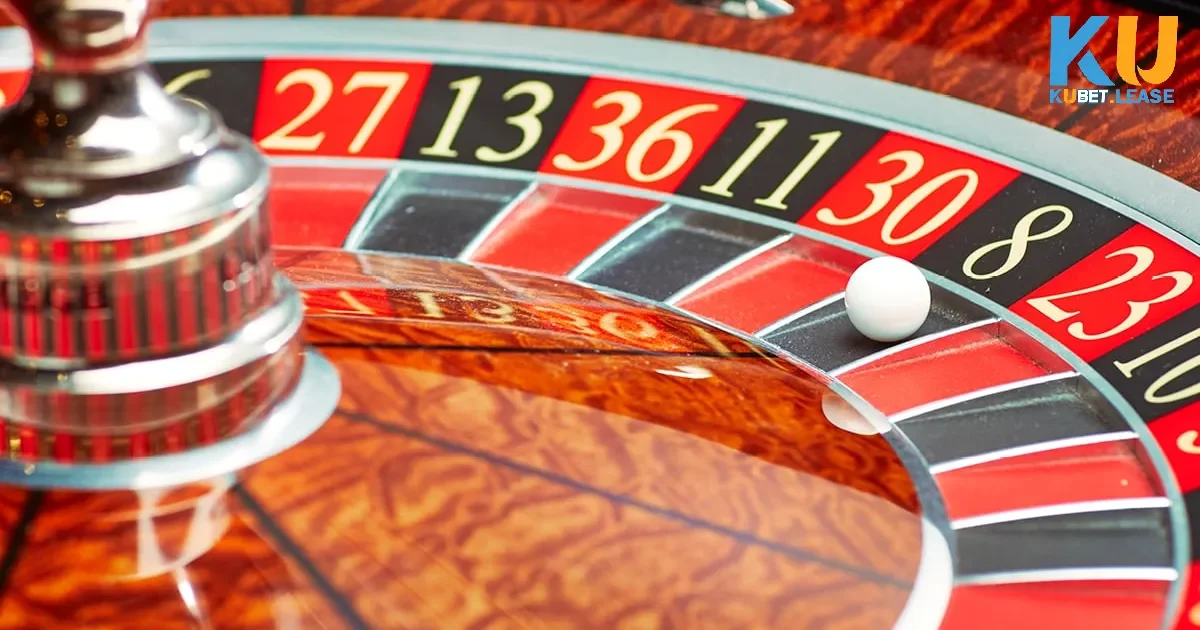 Chiến Thuật Chơi Roulette Từ Cơ Bản Đến Nâng Cao Dành Cho Người Mới 4 Hãy nhớ rằng, roulette là một trò chơi may rủi, và không có chiến thuật nào đảm bảo sẽ mang lại chiến thắng 100%